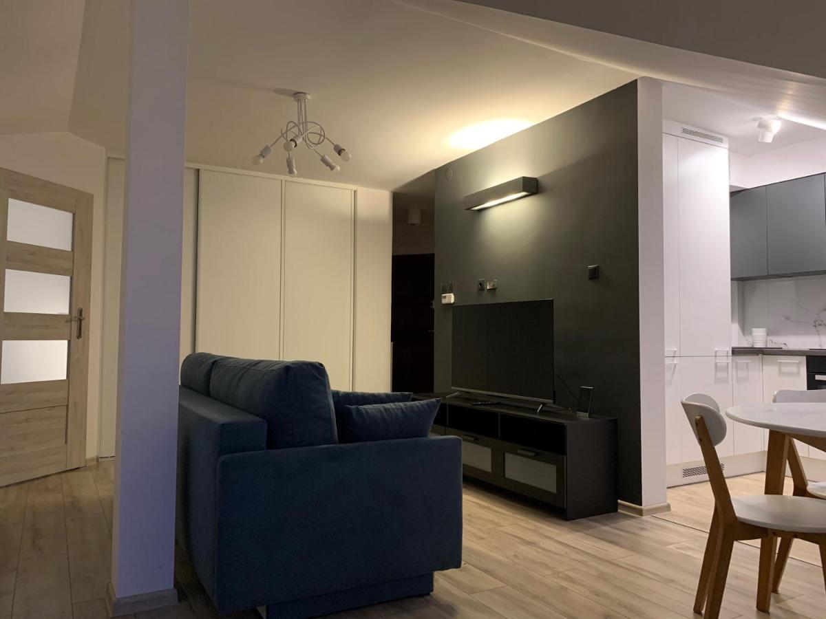 Apartament Pod Gwiazdami Apartment Ostrów Wielkopolski Exterior foto