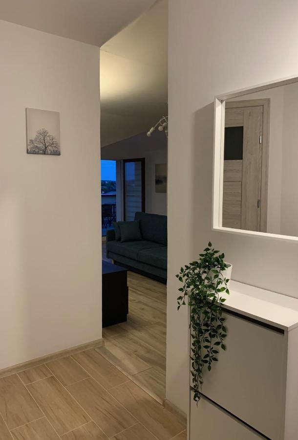 Apartament Pod Gwiazdami Apartment Ostrów Wielkopolski Exterior foto